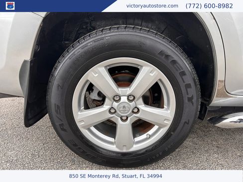 Used 2007 Toyota RAV4 2WD w/ 3rd Row image 13