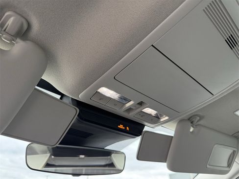 Used 2022 MAZDA MAZDA3 s image 29