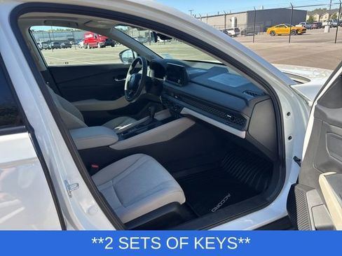Used 2024 Honda Accord EX image 9