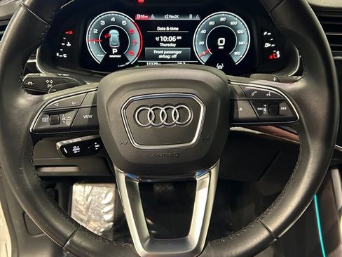 Used 2022 Audi Q8 Premium Plus AWD/4WD image 16