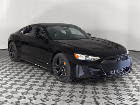 Used 2023 Audi RS e-tron GT w/ Carbon Performance Package AWD/4WD image 7