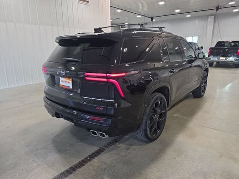 Used 2025 Chevrolet Traverse RS AWD/4WD image 8