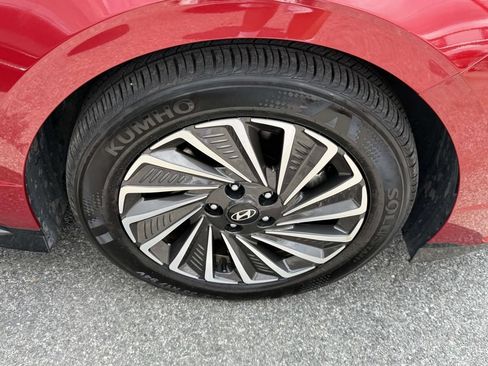 Certified 2025 Hyundai Sonata SEL FWD image 9