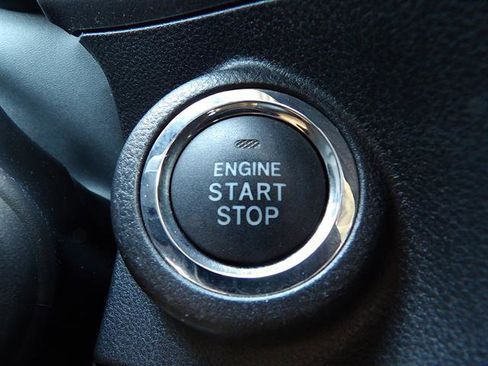 Used 2022 Subaru Forester Limited AWD/4WD image 18