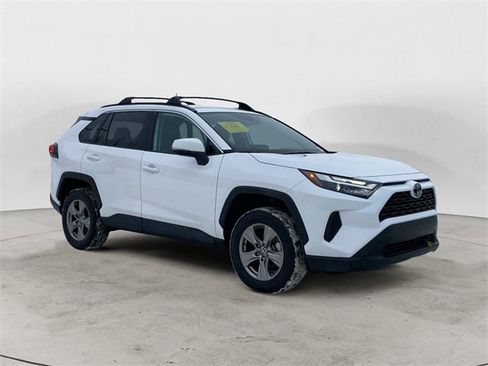 Used 2024 Toyota RAV4 XLE image 7