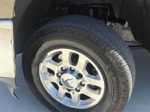 Used 2015 Chevrolet Silverado 2500 LTZ w/ Duramax Plus Package AWD/4WD image 11