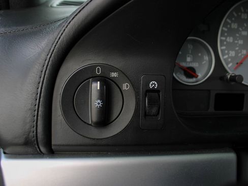 Used 2000 BMW M5 image 41