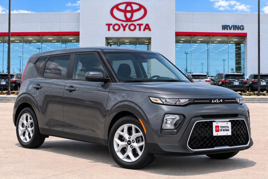Used 2022 Kia Soul LX w/ Technology Package FWD image 12