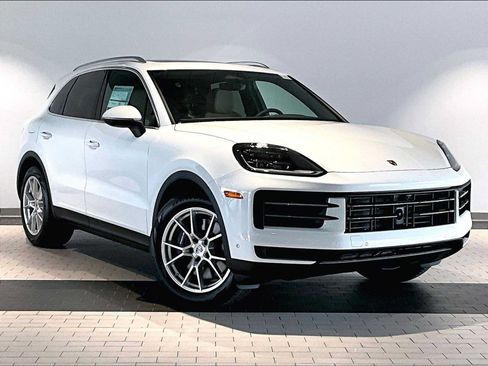 New 2026 Porsche Cayenne AWD/4WD image 9
