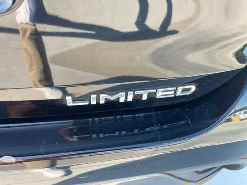Used 2020 Toyota Highlander Limited AWD/4WD image 13