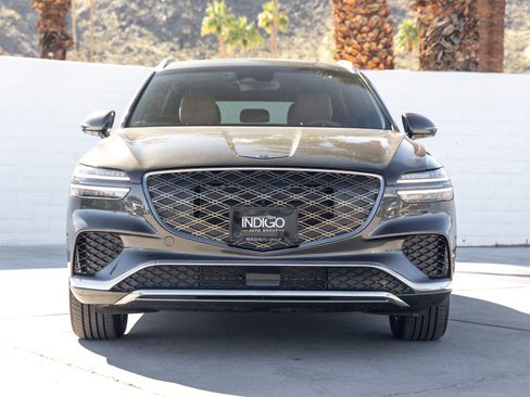 Used 2026 Genesis GV70 2.5T Advanced image 4