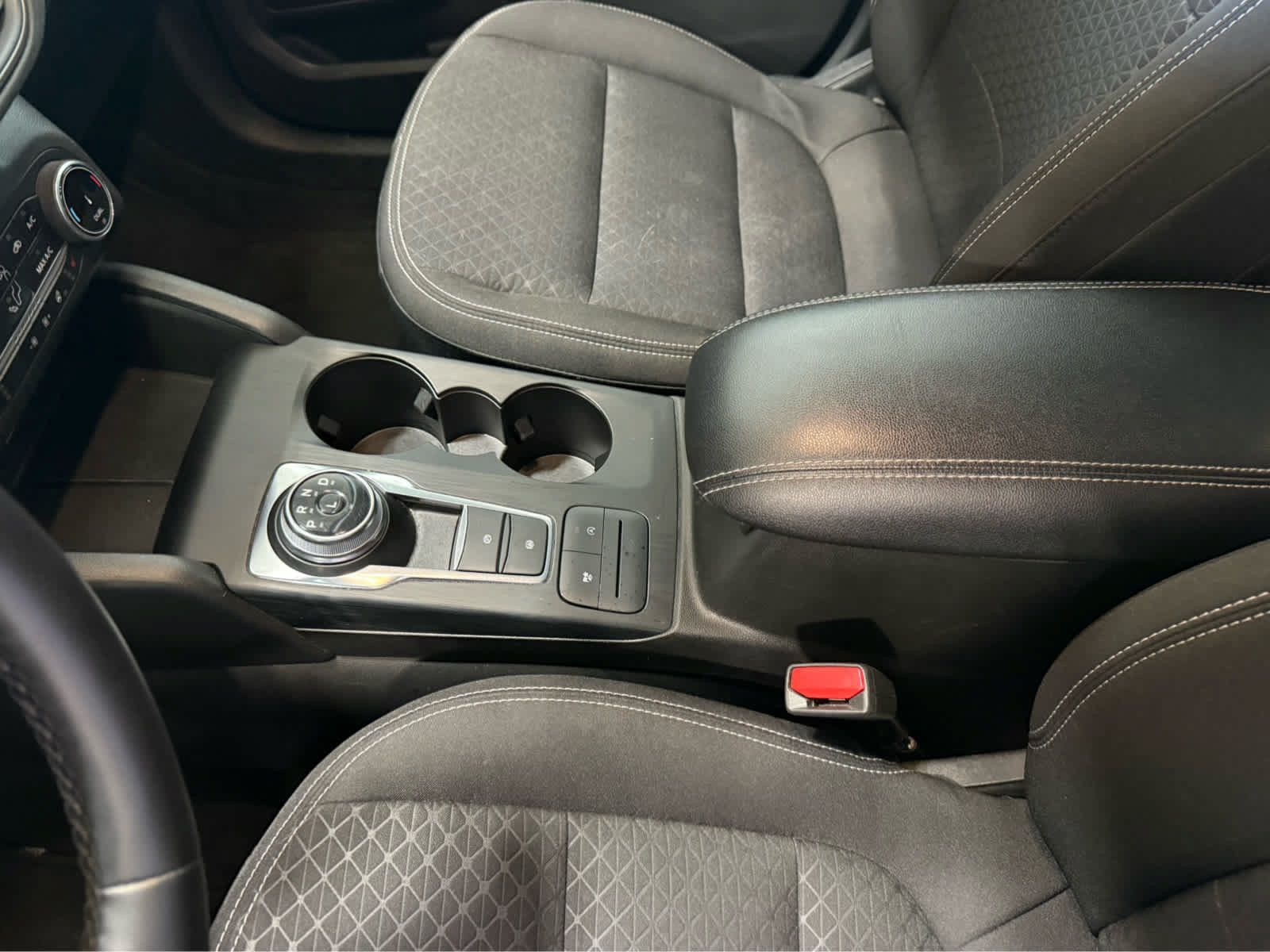 Used 2024 Ford Escape Active AWD/4WD image 22