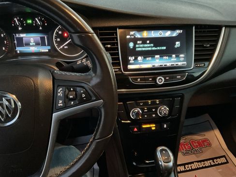 Used 2020 Buick Encore Preferred image 17