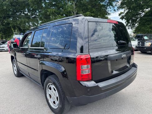 Used 2014 Jeep Patriot Sport FWD image 9