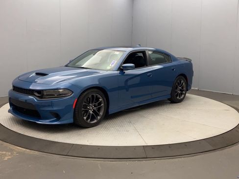 Used 2022 Dodge Charger Scat Pack w/ Plus Group RWD image 9