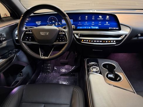 Certified 2024 Cadillac Lyriq Sport RWD image 4