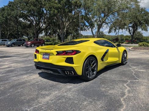 Used 2021 Chevrolet Corvette Stingray Preferred Cpe w/ Engine Appearance Package RWD image 5
