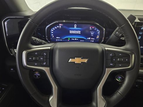 Used 2025 Chevrolet Silverado 2500 LT w/ Convenience Package AWD/4WD image 17