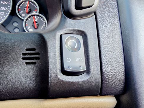 Used 2006 Chevrolet Corvette Convertible w/ Preferred Equipment Group image 24