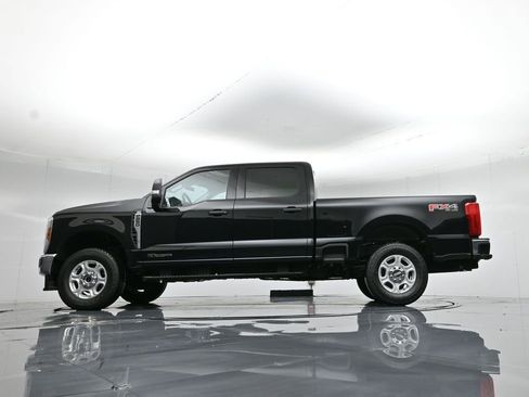New 2026 Ford F250 XLT w/ FX4 Off-Road Package image 52