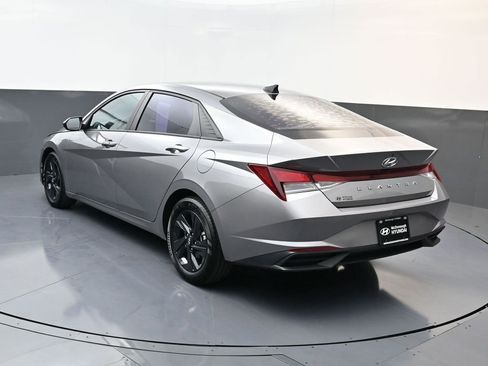 Certified 2023 Hyundai Elantra SEL image 5