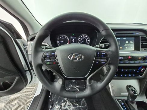 Used 2016 Hyundai Sonata Sport w/ Option Group 1V FWD image 30