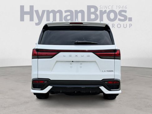 Used 2026 Lexus LX 700h F Sport AWD/4WD image 4