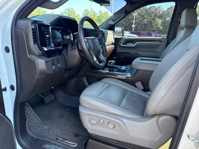 Used 2022 Chevrolet Silverado 1500 RST AWD/4WD image 13