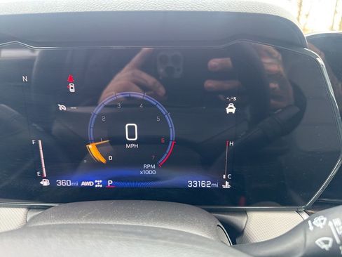 Used 2025 Chevrolet TrailBlazer LT AWD/4WD image 51