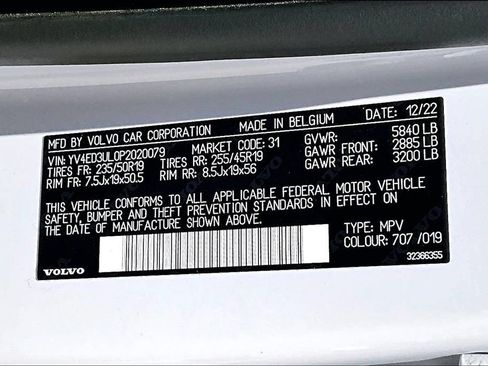 Certified 2023 Volvo XC40 Recharge Plus AWD/4WD image 40