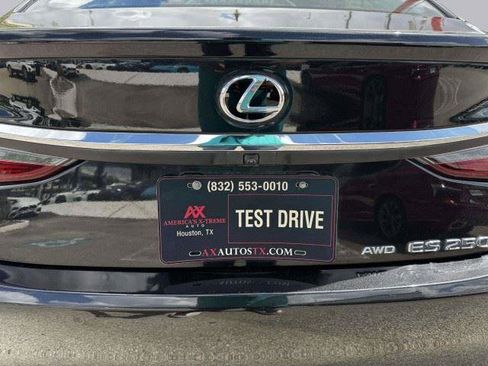 Used 2022 Lexus ES 250 w/ Premium Package AWD/4WD image 17
