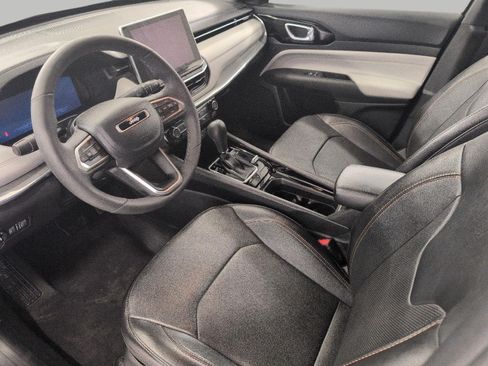 Used 2023 Jeep Compass Limited w/ Elite Group AWD/4WD image 10