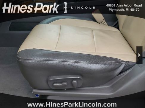 Used 2013 Nissan Armada Platinum w/ Platinum Reserve Pkg image 13