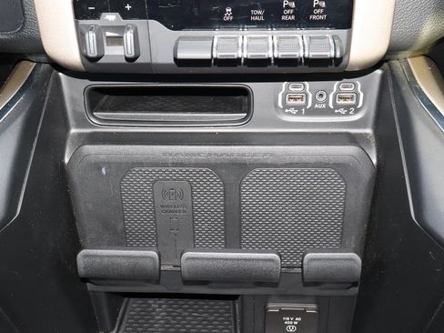 Used 2021 RAM 1500 Laramie image 24