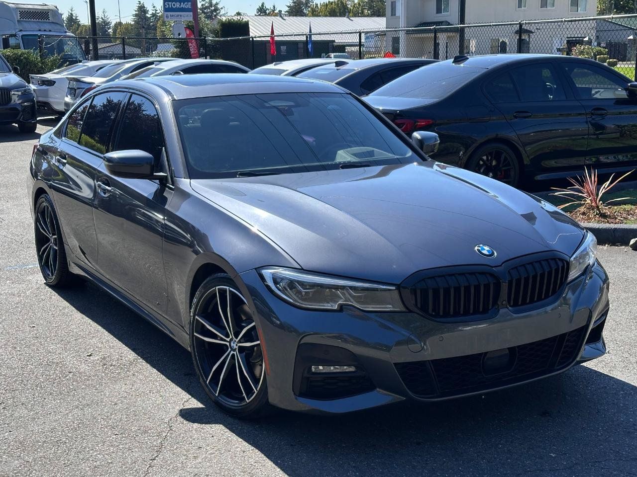 Used 2020 BMW 330i Sedan w/ Executive Package RWD image 27
