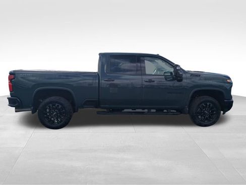 Used 2026 Chevrolet Silverado 2500 LTZ w/ LTZ Plus Package AWD/4WD image 7