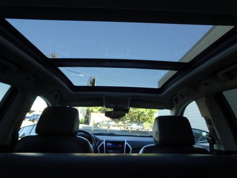 Used 2016 Cadillac SRX Luxury w/ Driver Awareness Package image 10