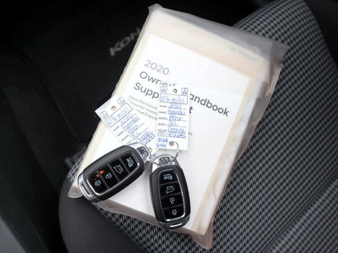 Used 2020 Hyundai Kona SEL image 28