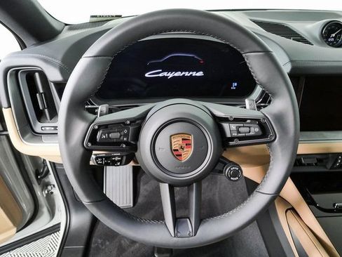 New 2026 Porsche Cayenne Coupe AWD/4WD image 9
