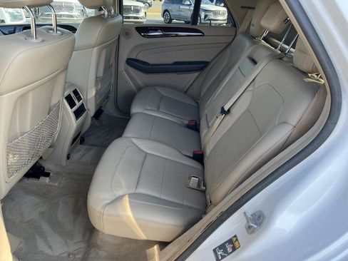 Used 2015 Mercedes-Benz ML 350 2WD image 31