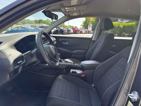 Used 2024 Honda HR-V LX image 18