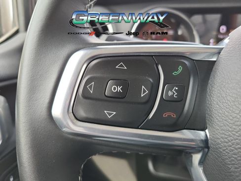 Used 2022 Jeep Wrangler Unlimited Rubicon 4xe AWD/4WD image 22