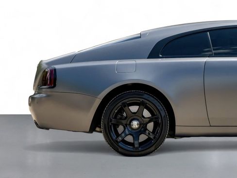 Used 2016 Rolls-Royce Wraith image 6