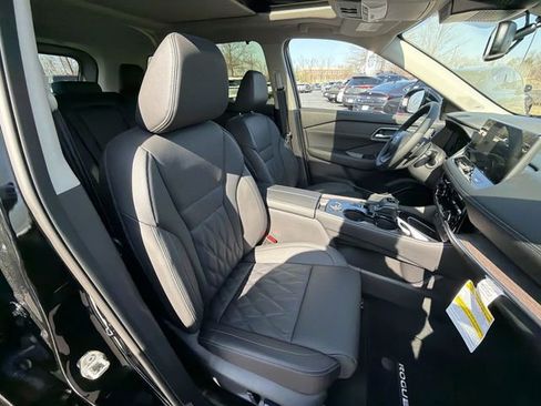 New 2026 Nissan Rogue Platinum w/ Platinum Premium Package image 23