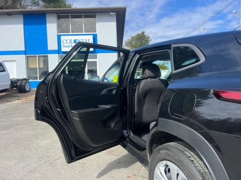 Certified 2024 Chevrolet Trax LS image 31