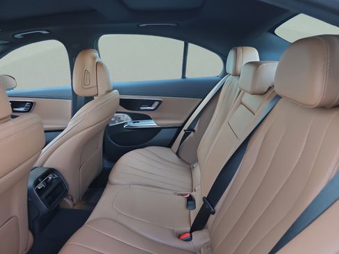 Used 2026 Mercedes-Benz E 450 4MATIC Sedan image 7