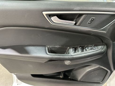 Used 2024 Ford Edge SEL image 15