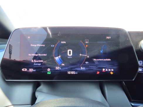Used 2025 Chevrolet Equinox EV LT w/ Convenience Package FWD image 20