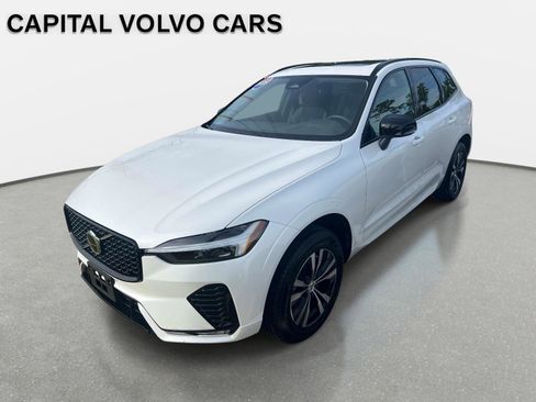 Certified 2025 Volvo XC60 B5 Core AWD/4WD image 1