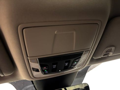 Used 2023 Acura MDX SH-AWD w/ Technology Package image 33